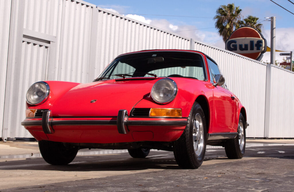 1971 Porsche 911 T Targa Numbers Matching 5-Speed Manual COA $75k