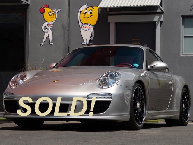 2012 Porsche 997.2 Carrera GTS Coupe 6-Speed Manual Sport Chrono Plus Limited Slip Differential Sport Exhaust