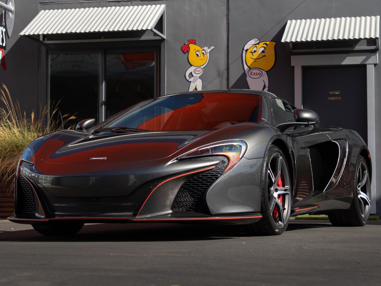 2015 McLaren 650S Spider $326k MSRP Original Paint Carbon Interior & Exterior Nose Lift Sport Exhaust Full Leather